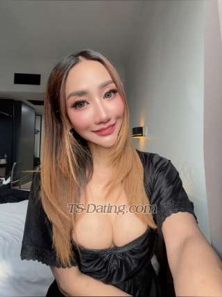 trans girl Lindaoppo 2486567