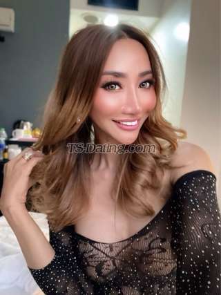 trans girl Lindaoppo 5845150