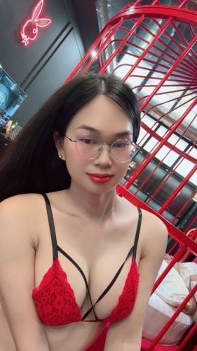 Transsexual (Post-op) / Linnaaaaaaaaa / Vietnam