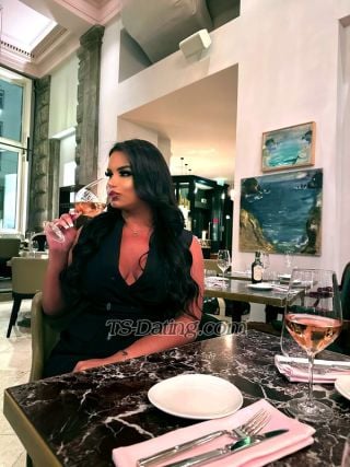 trans girl Lisabrunet 5808928