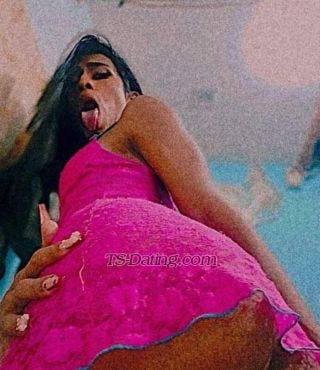 trans girl Lizethduban 3771076