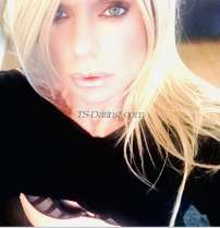 Lola Lola  Lola  Gothenburg Transex NO TEXTS OR PRIVATE NUMBERS PLEASE! 
Healty and STD free… 
Hejsan Godingar! (Swedish Trans) 
TILLGÄNGLIG VISSA TIMMAR DAGTID OFTAST FRÅN TOLV TILL ARTON (Gör alltså inte detta på heltid) 
UNDER TIDEN GÅR DET BRA ATT KÖPA MINA FILMER VIA WHATSAPP.
TRE OLIKA PAKET FINNS. 
KRÄVS ATT DU HAR SWISH ELLER VIPPS FÖR BETALNING OCH KAN TA EMOT FILMERNA VIA WHATSAPP. 
Svensk Blond Fin & Trevlig Transtjej (Fin len kropp med en underbar rumpa. ;-)
Sjutton cm Godis..
Vid analsex så är jag mest bottom, men vid oralsex så är jag switch.. 
Helt Frisk och Drogfri (Detsamma gäller dig) Mycket mån om min hygien. Alltid fräsch och nyduschad inför vårt möte. 
Klär mig alltid sexigt och snyggt ;-)
JAG ERBJUDER DIG! 
TRÄFF TRETTIO MINUTER (Ettusen femhundra kr)
TRÄFF SEXTIO MINUTER (Tvåtusen femhundra kr)
En träff sker alltid diskret hos mig i GÖTEBORG utan stress i min mysiga lägenhet några minuter ifrån City. (Gratis P-Plats utanför)
Vill du låna duschen innan vi myser så får du gärna göra det, Självklart lägger jag fram en nytvättad handduk till dig.
Svarar INTE på DOLDA nummer eller på SMS. Var vänlig och respektera detta tack.
Ps, I also speak perfect English. :-)
Kram från Lola