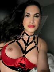 Lorenny Marbella Transex Mi presencia es delicada y femenina, con una energía
envolvente que te hará desconectar de todo. Cada encuentro
está cuidado al detalle, creando un ambiente íntimo,
cómodo y lleno de complicidad.My presence is
delicate and feminine, with an irresistible energy that
allows you to fully disconnect and indulge. Every encounter
is thoughtfully curated, creating an intimate, comfortable
and captivating atmosphere.