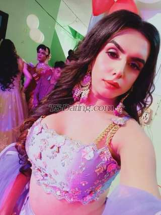 trans girl Lourasandhu 4254877 trans girl Lourasandhu 4254877