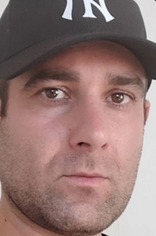 Male - Lover rosy - Iran