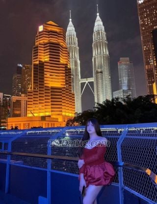 trans girl Luckylovely 9096437
