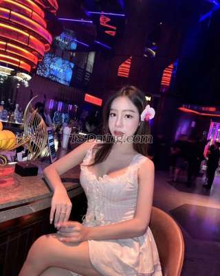 trans girl Luisethaoi 1830939 trans girl Luisethaoi 1830939