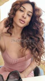 Dayanna Luiza B Luiza B Valencia Transex Mi nombre es Dayana, estoy disponible en la región para satisfacer todo tipo de deseos, mido 18cm y pechos grandes, por favor presten atención a mis valores. Soy bella y real.