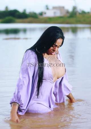 trans girl Luna42 0915945