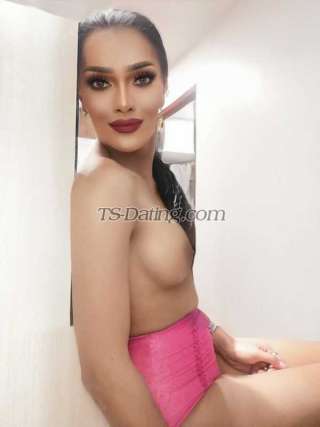 trans girl Luna_Mendoza 9014244 trans girl Luna_Mendoza 9014244