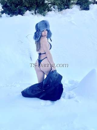 trans girl MALENA 2236095