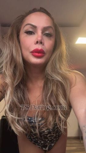 trans girl MERCELLAHOT 2354445 trans girl MERCELLAHOT 2354445