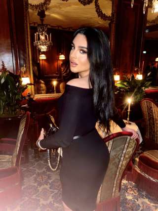 trans girl MISSBELLUCI 4587615 trans girl MISSBELLUCI 4587615