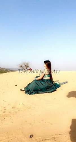 trans girl Maahi69 0488330