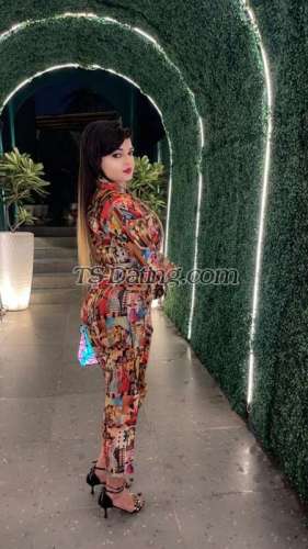 trans girl Maahi69 9498093