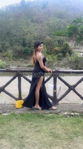 trans girl Maahi69 9499906