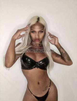 trans girl XFridays 2449104 trans girl XFridays 2449104