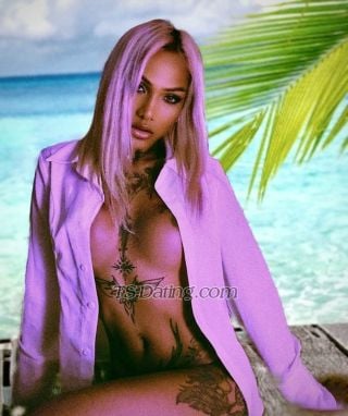Shemale-MadeleineXX69-7041451 