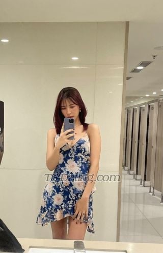 trans girl Madelyn 1573489 trans girl Madelyn 1573489