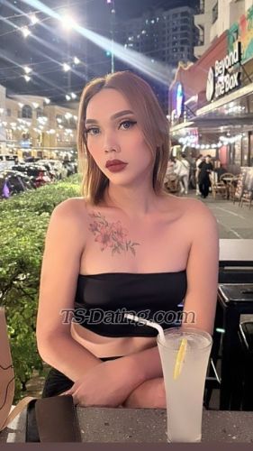 trans girl Magdelena2026 9705235