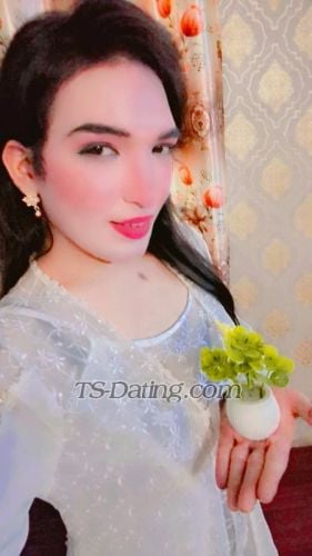 trans girl MahanoorDua 0221220