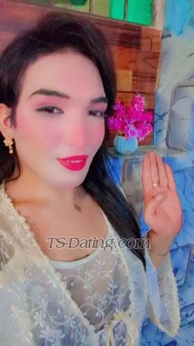trans girl MahanoorDua 0221652