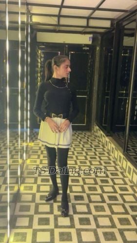 trans girl Mahitaneja 5195068