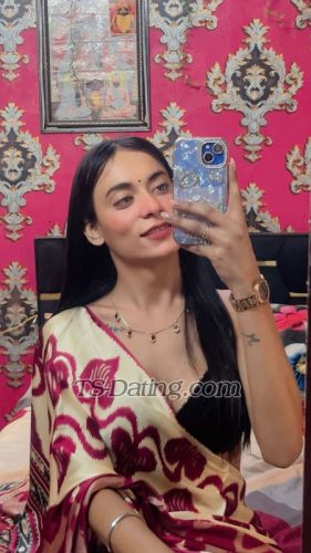 transsexual escort / Mahi taneja / India