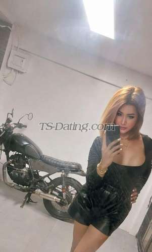 trans girl OhhhLARA 4390686 trans girl OhhhLARA 4390686