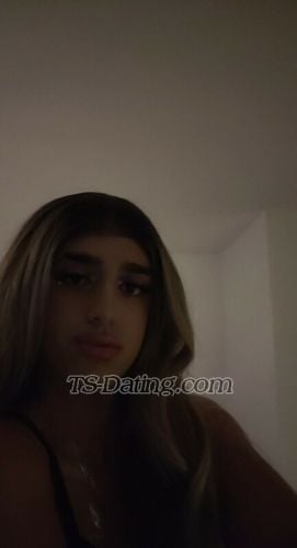 trans girl MarianaBella 6570927
