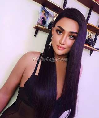 trans girl Maxi100 5861034 trans girl Maxi100 5861034