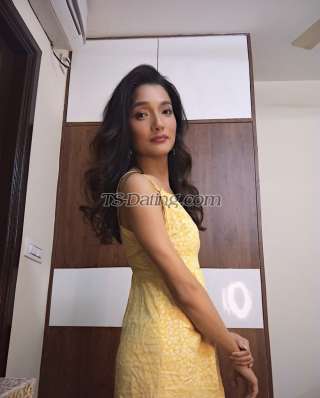 trans girl Maxinaxxx 6310699