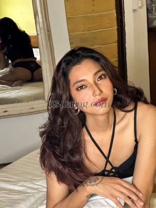 trans girl Maxinaxxx 6313629