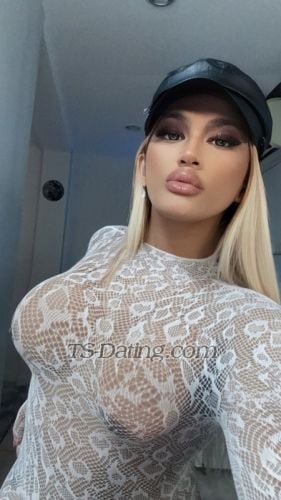 trans girl Maxinexx2525 4853081 trans girl Maxinexx2525 4853081