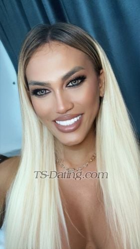 trans girl Maxinexx2525 8396940 trans girl Maxinexx2525 8396940