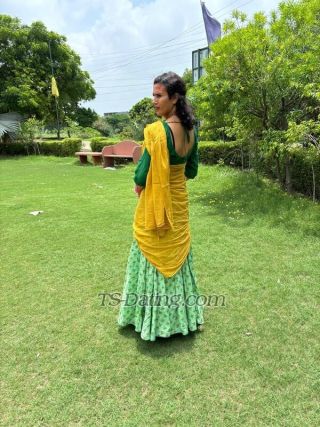 trans girl Meera21 7701280 trans girl Meera21 7701280