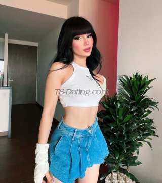 trans girl Meganblosom 2964648 trans girl Meganblosom 2964648