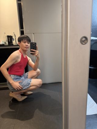 Mia15-9547731 
