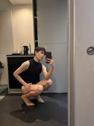 Mia15-9547753 