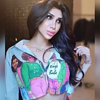 Shemale MiraTr25 7015390