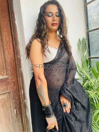 trans girl Modhumondal 4120480 trans girl Modhumondal 4120480