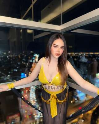 trans girl Modtanoii42 2650382