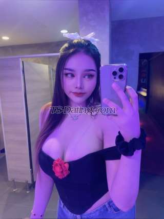 trans girl Modtanoii42 6551561