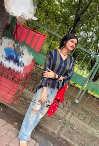 trans girl Mohini11215 4754456