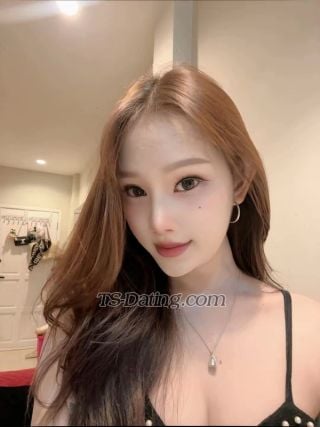 Shemale-Molly39-6215937 