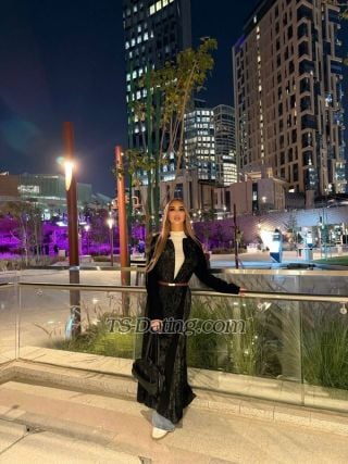 trans girl Mollytrans girl 8257211