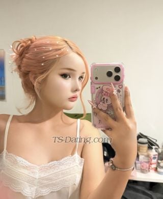 trans girl Momochi 9958403