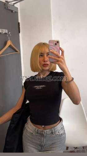 trans girl Monis674973 3005909