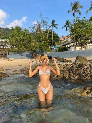 trans girl Monis674973 8497406