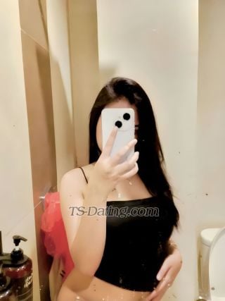 trans girl Mozza 4333937